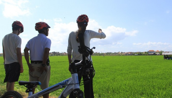 Bali Travel Online | Bali Activities - Sanur Village Cycling