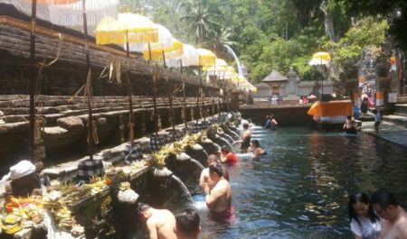 Bali Travel Online | Excellent Bali Tour - WATERFALL + MONKEY FOREST & HOLY SPRING TEMPLE + TANAH LOT SUNSET