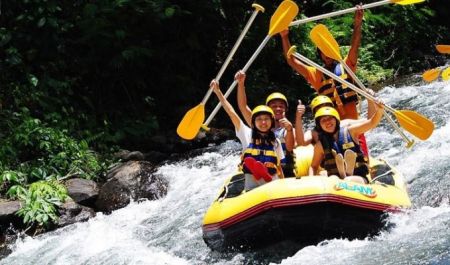 Bali Travel Online | Bali Dedy - TELAGA WAJA RAFTING – BALI LONGEST RAFTING