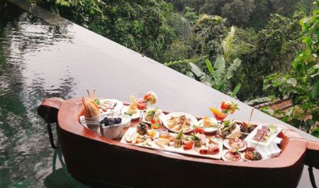 Bali Travel Online | Hanging Gardens of Bali - Floating Sensation